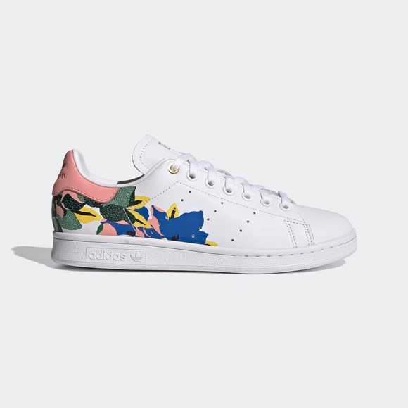 adidas floral tennis shoes